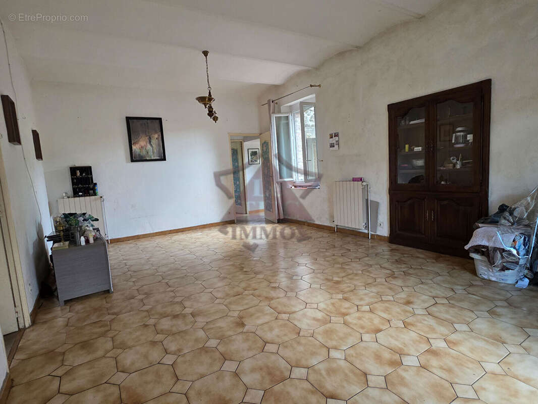 Maison a rennover - photo 3