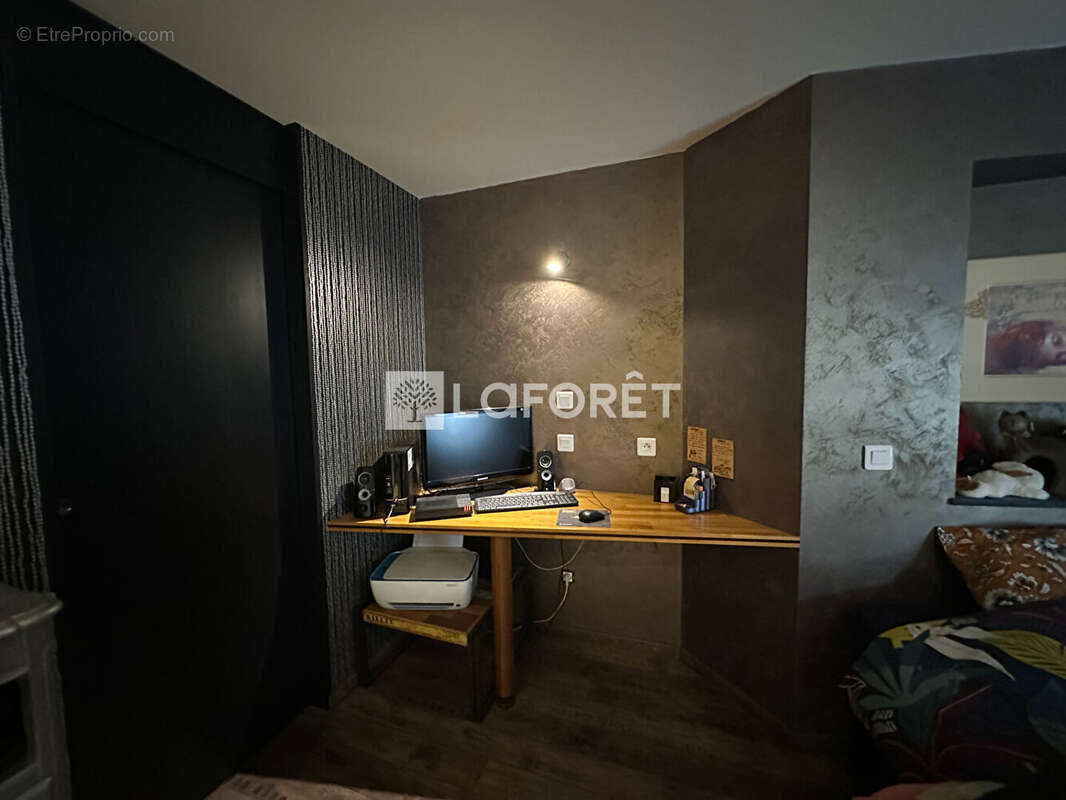 Appartement à LA CLUSE-ET-MIJOUX