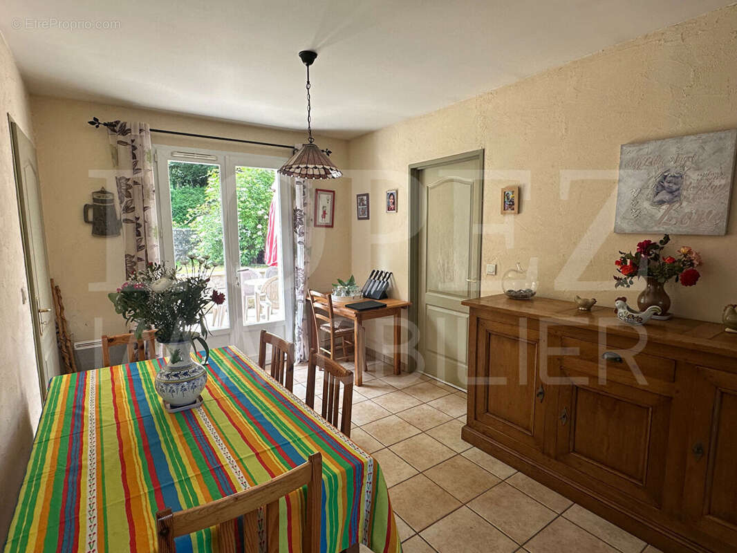 Maison à LACABAREDE