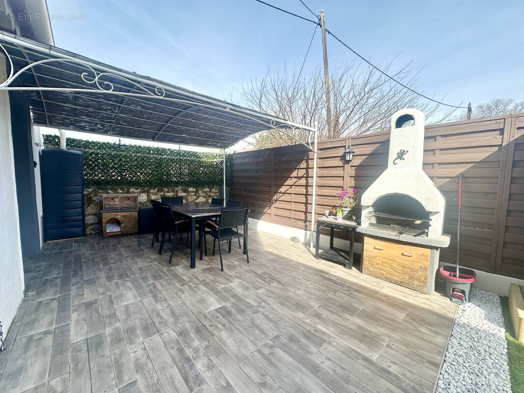 Appartement à OLLIOULES