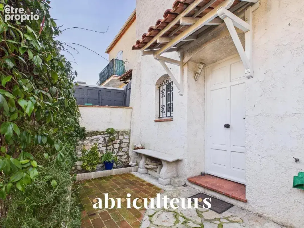 Villa mitoyenne 89m2 avec jardin, 3 chambres et accès piscine – Domaine sécurisé - en vente à Villeneuve-Loubet (06270) - photo 19