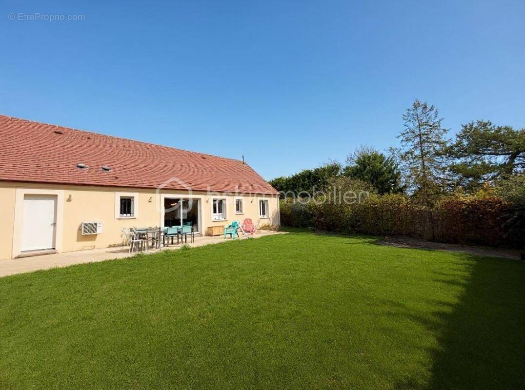 Maison à CREPY-EN-VALOIS