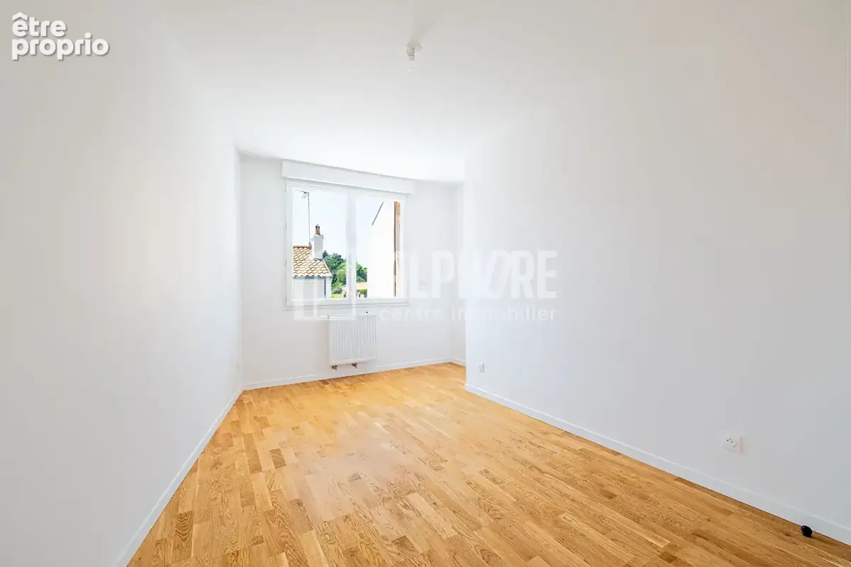 Maison de ville entièrement rénovée - À 10 min des plages, votre maison vous attend ! - photo 6