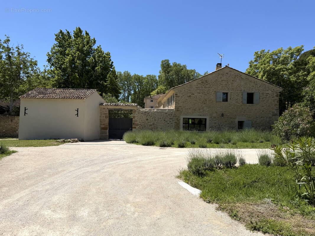 Maison à SARRIANS