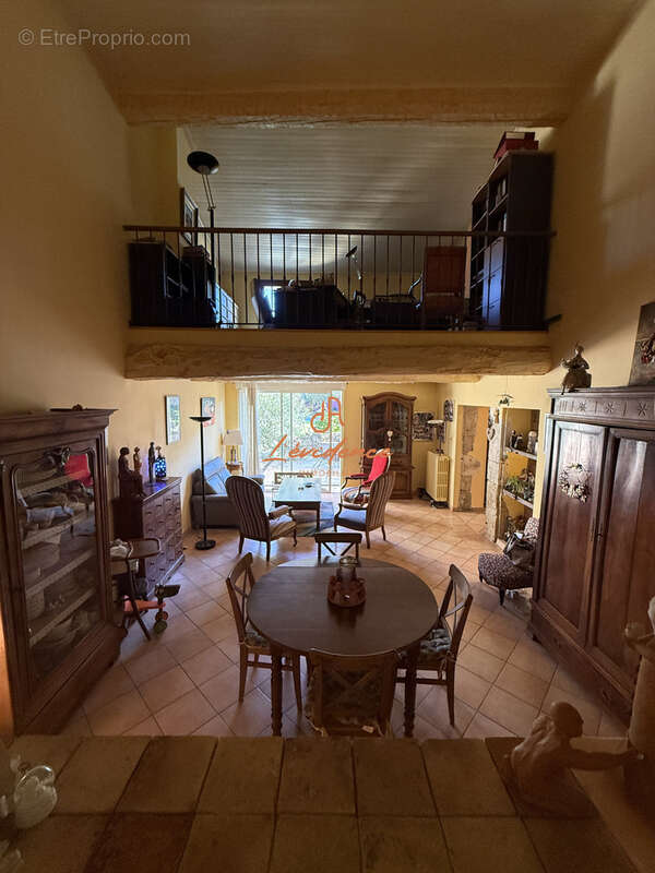 Maison à CHATEAUNEUF-DU-RHONE