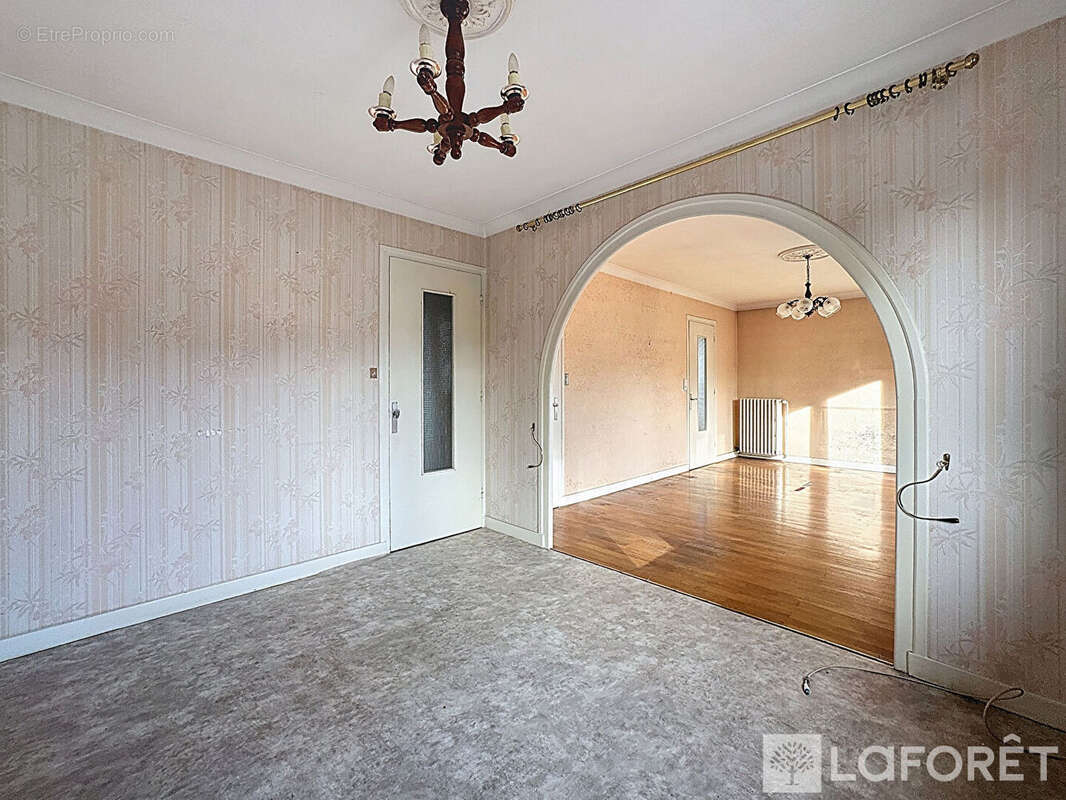 Maison à BOURGOIN-JALLIEU