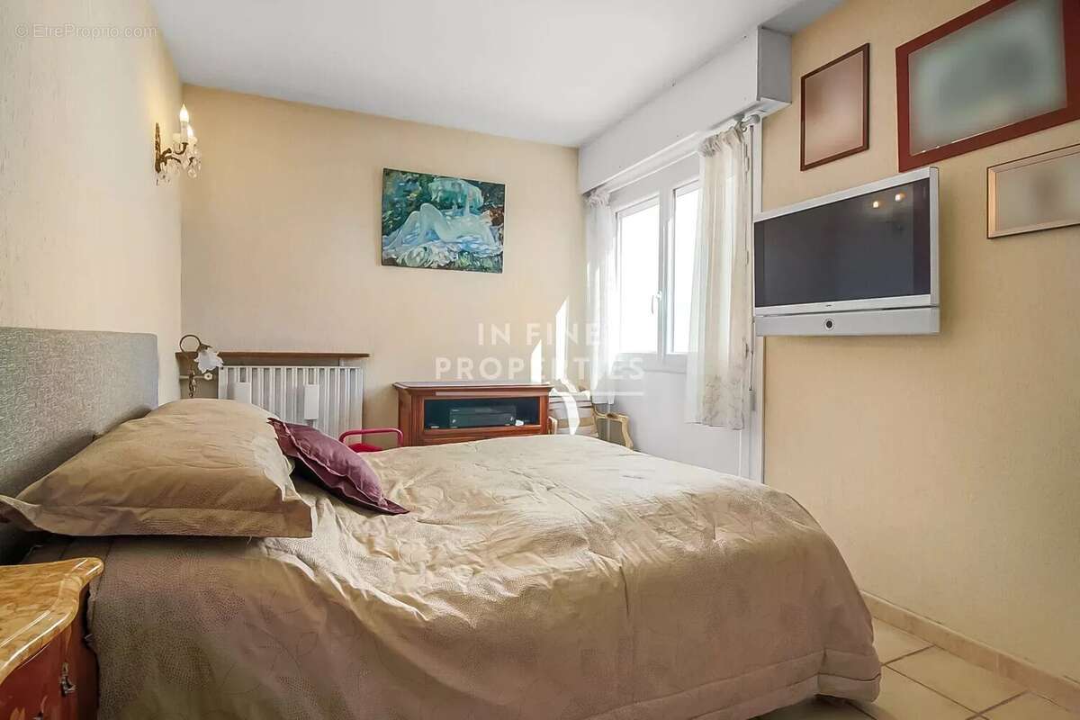 Appartement à LE CANNET