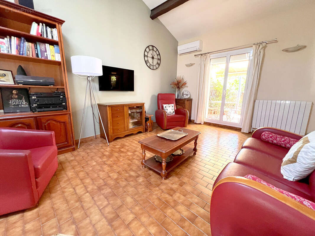 Maison Rognac 5 pièces 86.89 m2 - photo 2