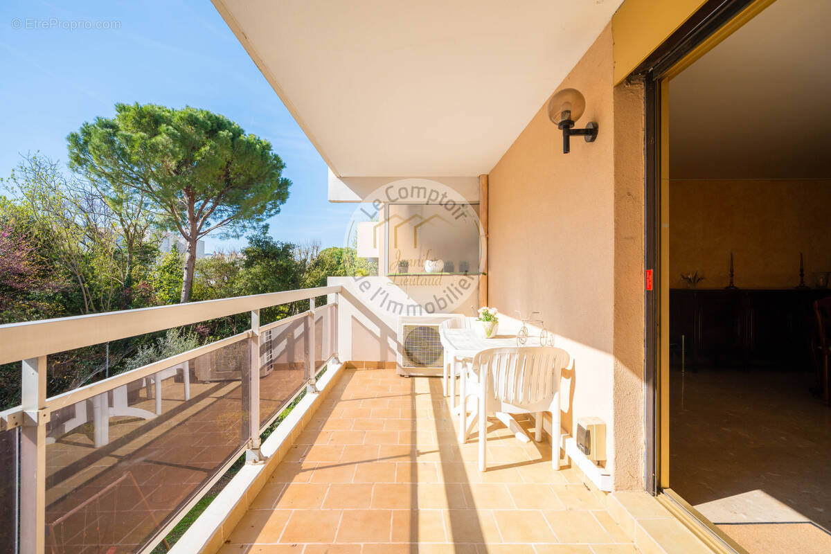 Appartement à MARSEILLE-9E