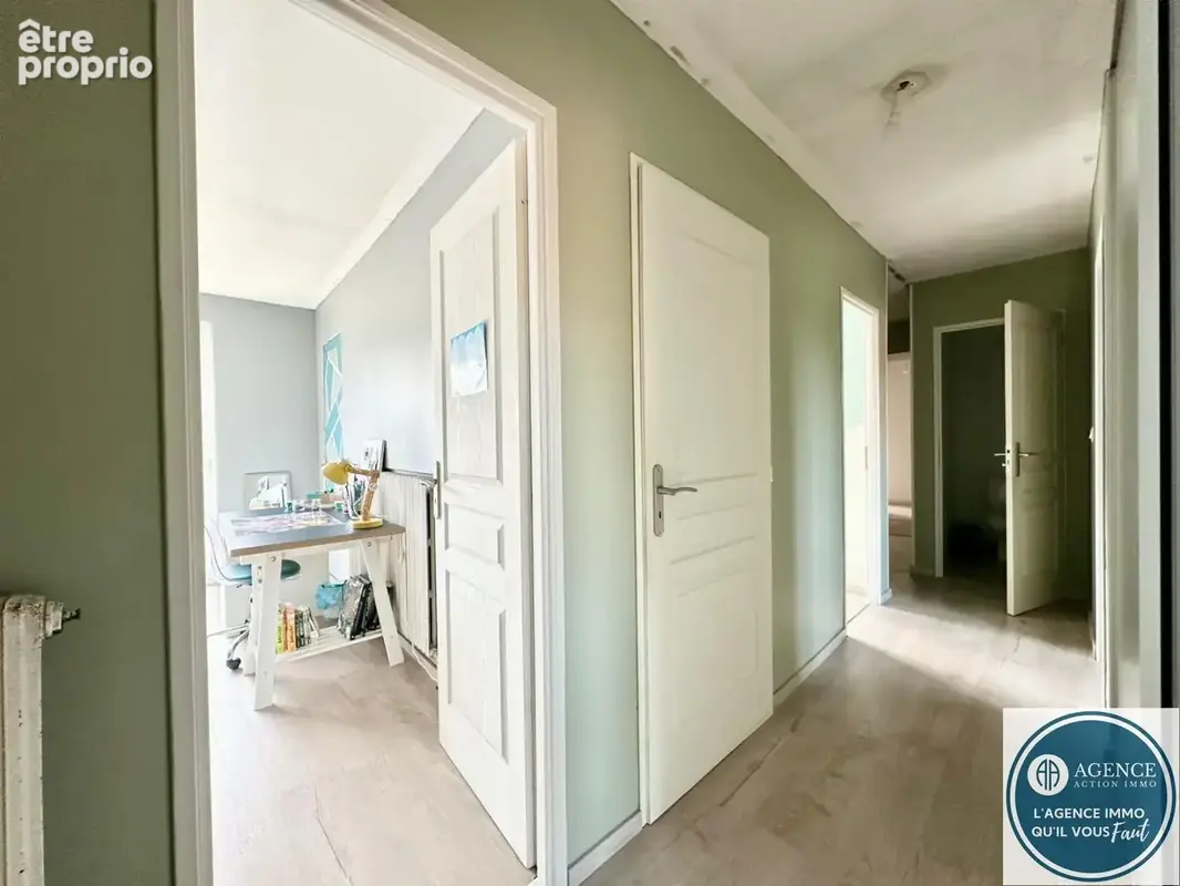 Maison d'habitation, 212 m² sur terrain de 5240 m² - photo 14