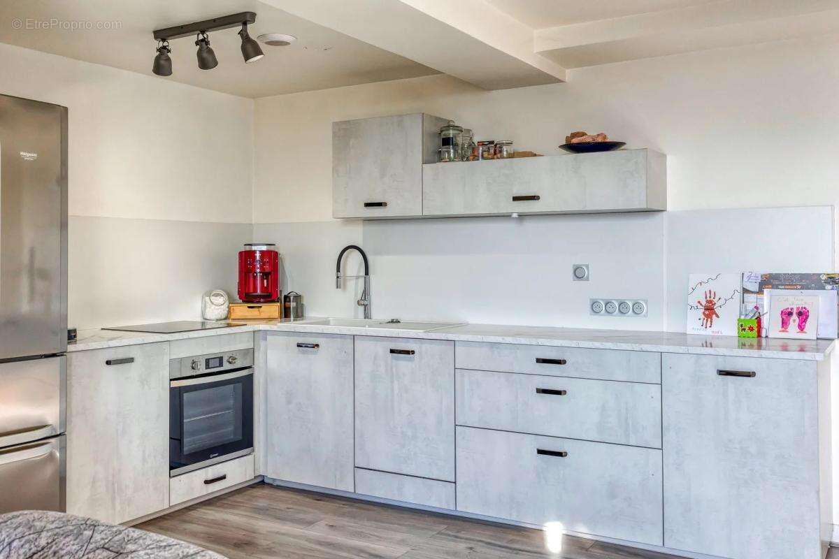 Appartement à SAINT-CASSIEN