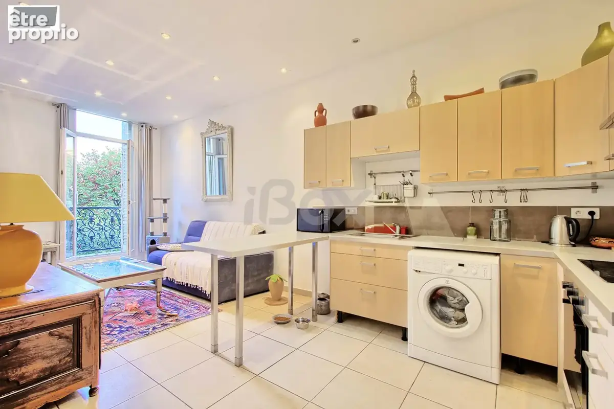 Toulon Haute Ville Appartement T3 qui surplombe le parc Alexandre 1er - photo 5