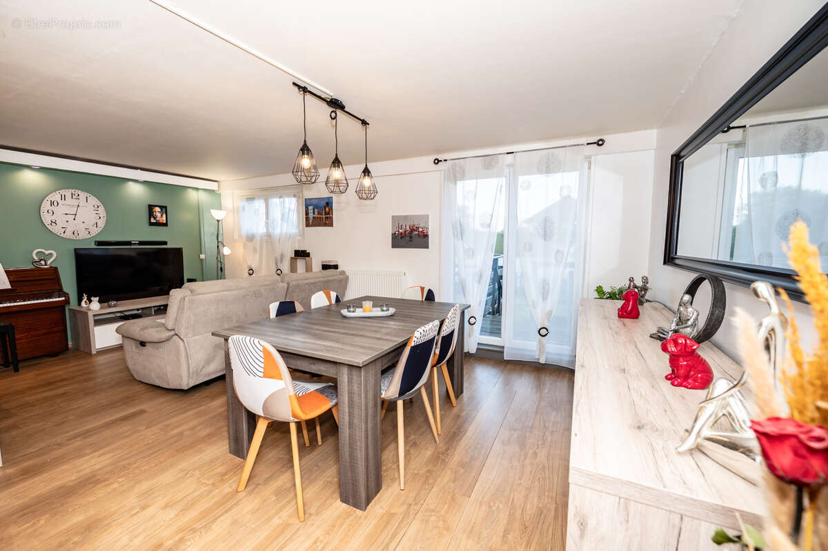 Appartement à GRANGES-NARBOZ