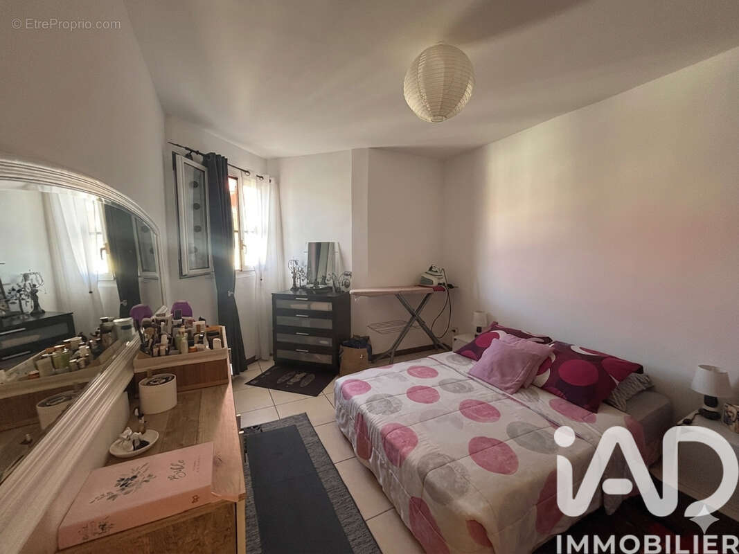Photo 8 - Appartement à SAINT-DENIS