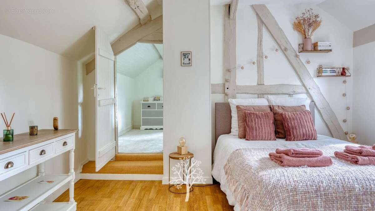 Maison à SAINT-MARTIN-DE-BOSCHERVILLE