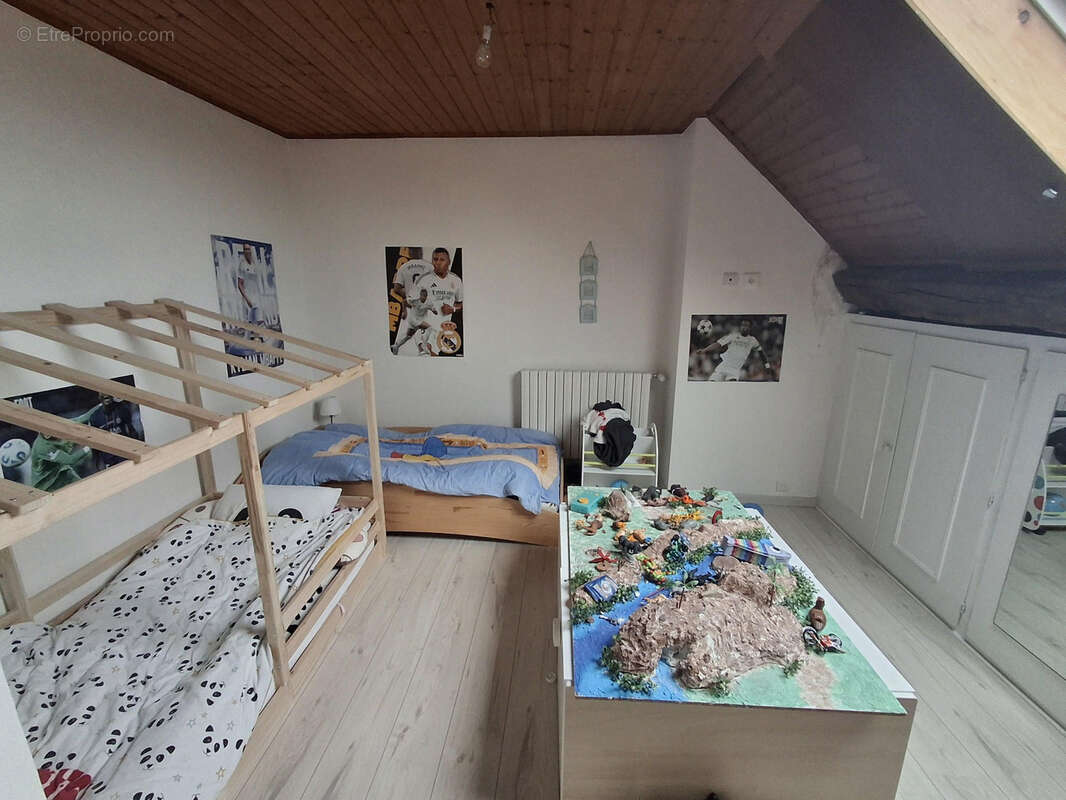 Appartement à ETREPIGNEY