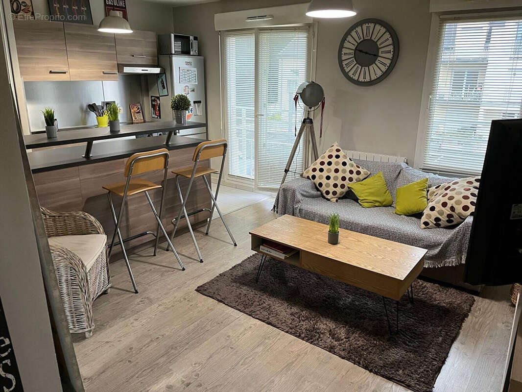 Appartement à BRIE-COMTE-ROBERT