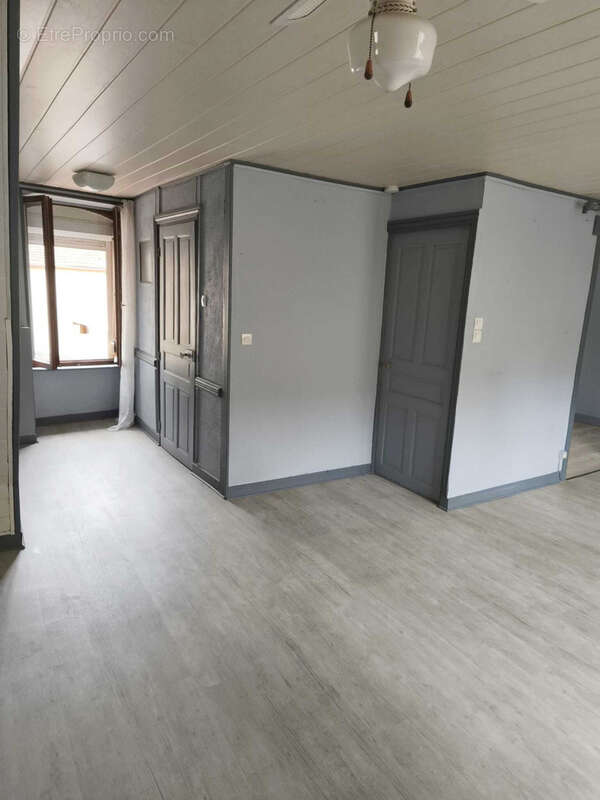 Maison à SAINTE-FLORINE