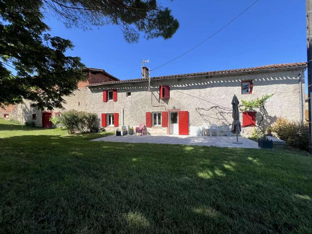 Maison à PUYLAURENS