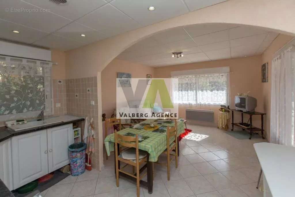 Petite maison a guillaumes - photo 3