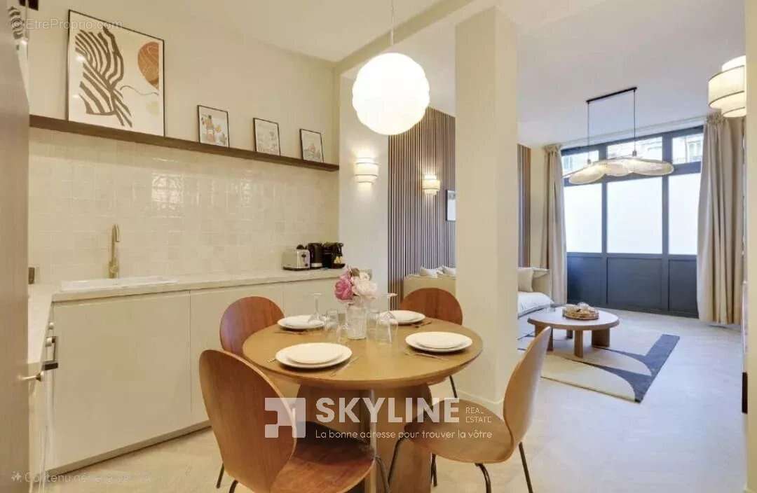 Appartement à PARIS-18E