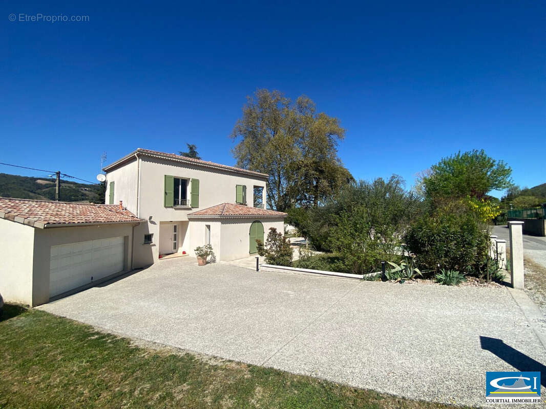 Maison à TOURNON-SUR-RHONE