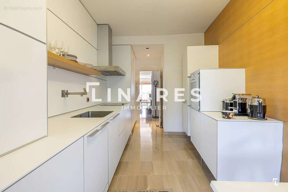 Appartement à MARSEILLE-8E