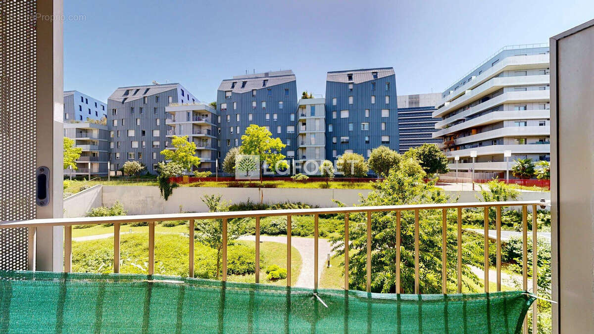 Appartement à NANTERRE