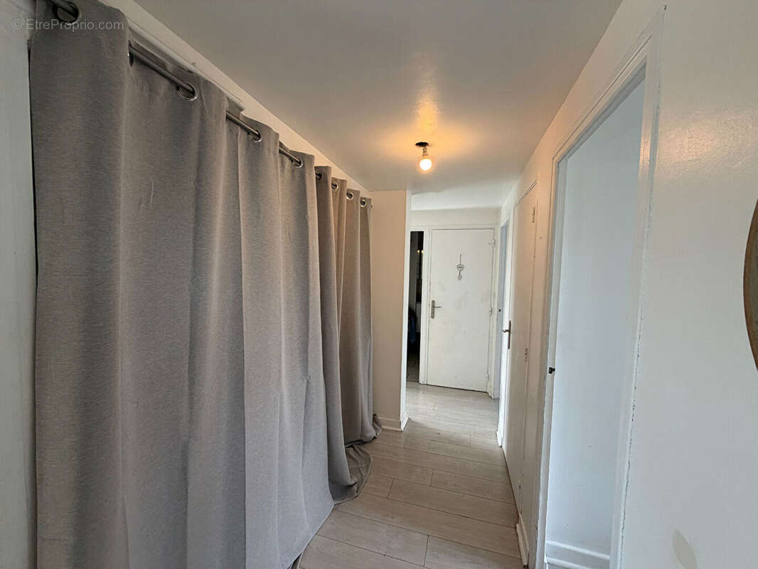 Appartement à BOURG-LES-VALENCE