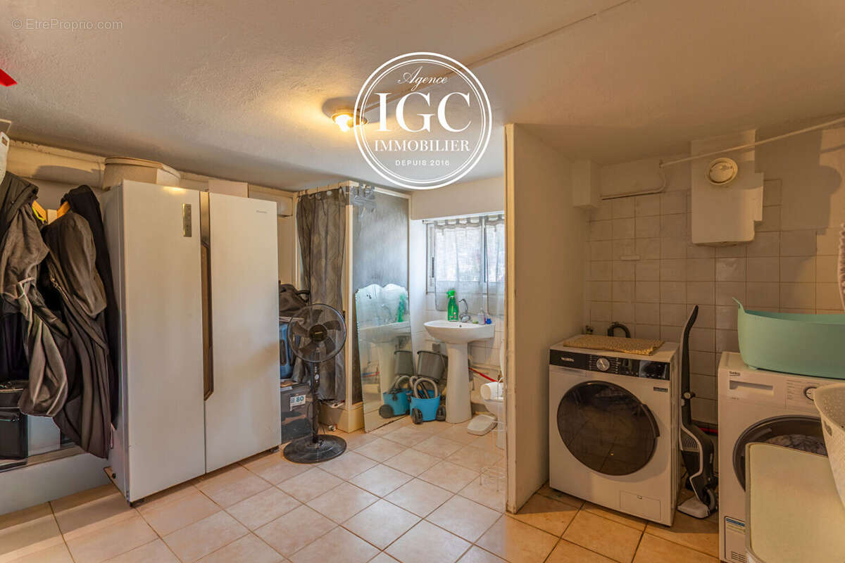 Maison à SAUSSET-LES-PINS