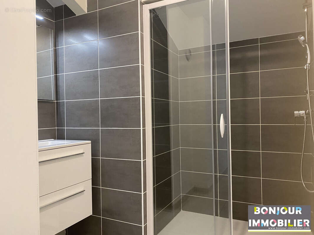 Appartement à MARIGNIER