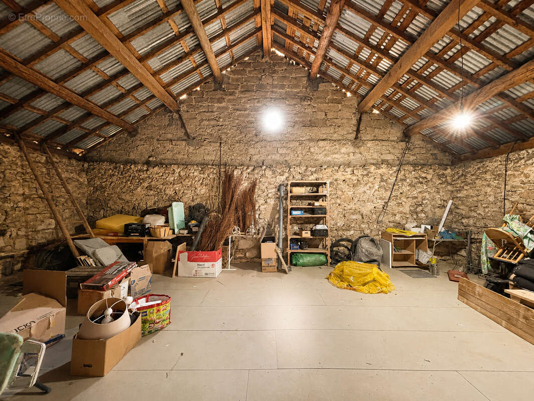 Ancienne ferme avec potentiel supplémentaire - photo 16