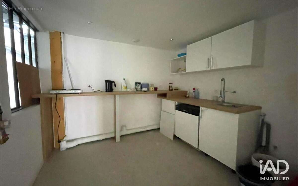 Photo 8 - Commerce à COURCOURONNES