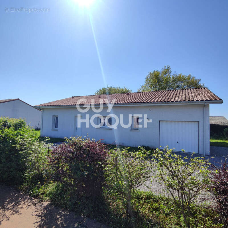 Maison à GRENADE-SUR-L'ADOUR