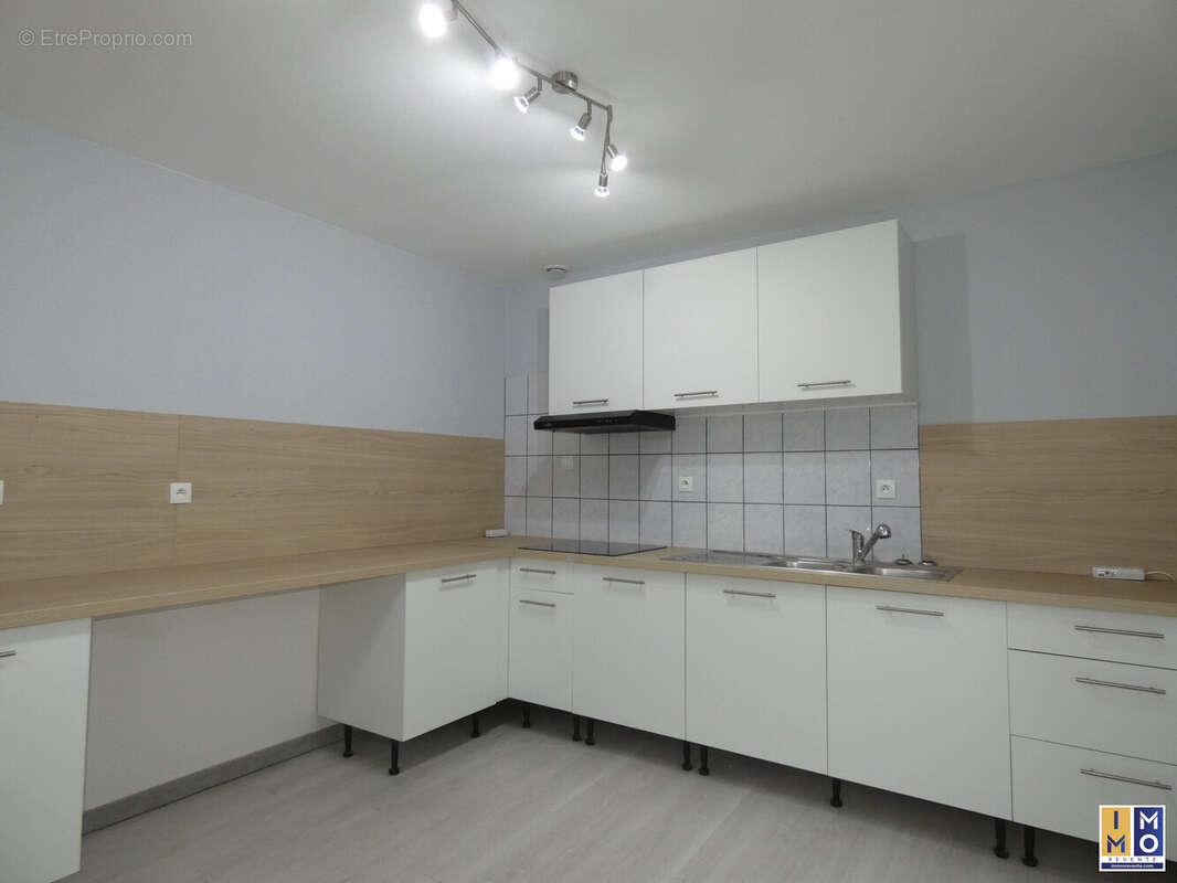 Appartement à SAINT-MARTIN-D'AUXIGNY