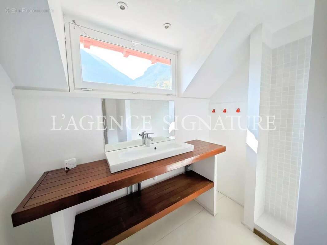 St Martin Vésubie "Eugénie" Maison individuelle authentique 7P 168m2 - Terrasses - Jardin - Garage - Coup de coeur - Vue dégagée - photo 17