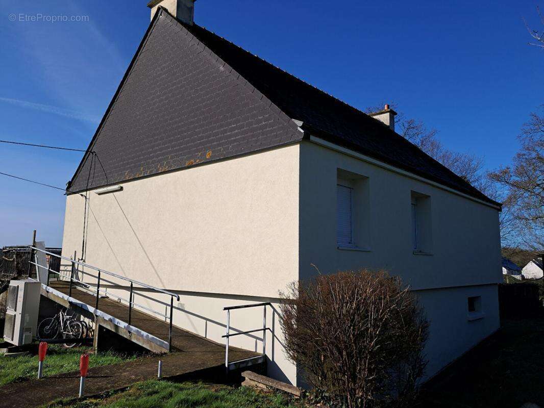 Maison à LANOUEE