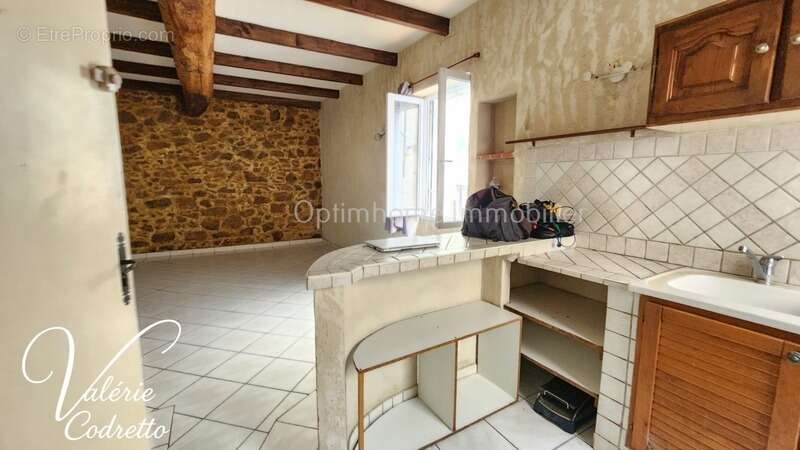 Maison à SOLLIES-TOUCAS