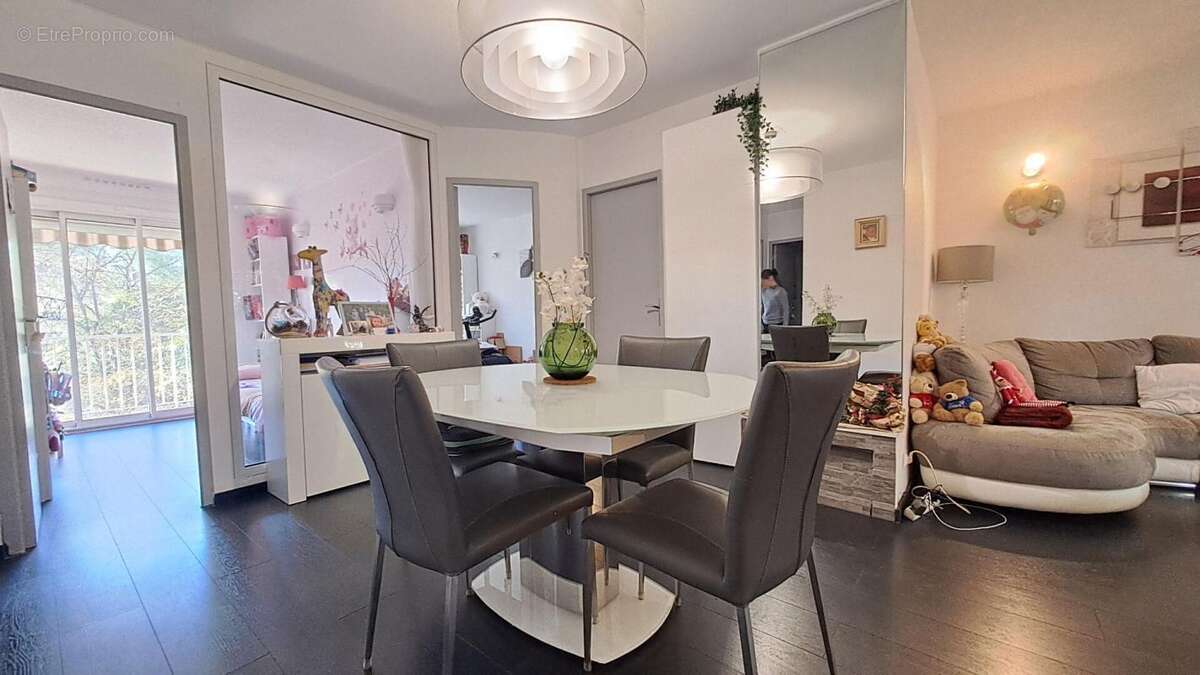 Appartement à MARSEILLE-13E