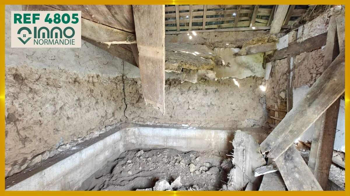 Terrain à SAINT-ELOI-DE-FOURQUES