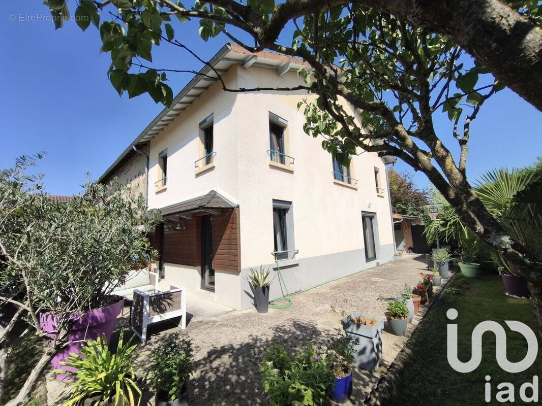 Photo 1 - Maison à AIXE-SUR-VIENNE