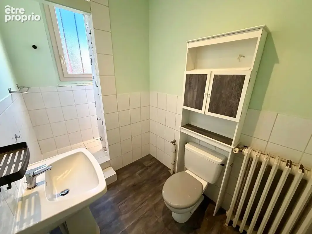 LES MARTRES DE VEYRE / Maison années 30 avec jardin à vendre ! - photo 10