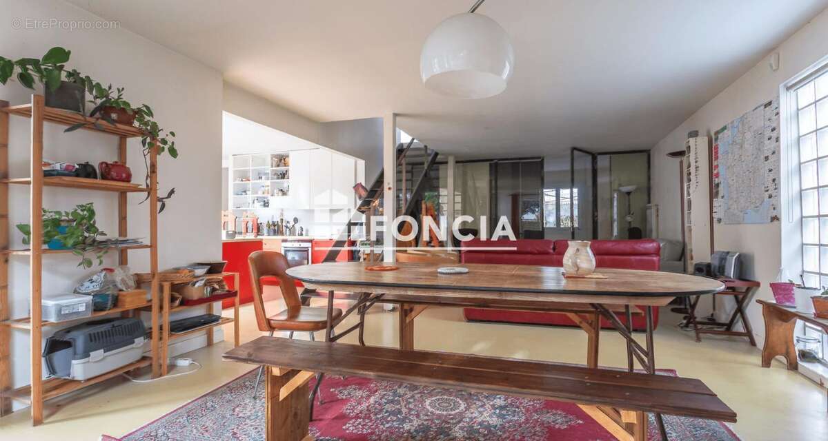 Maison à L&#039;HAY-LES-ROSES