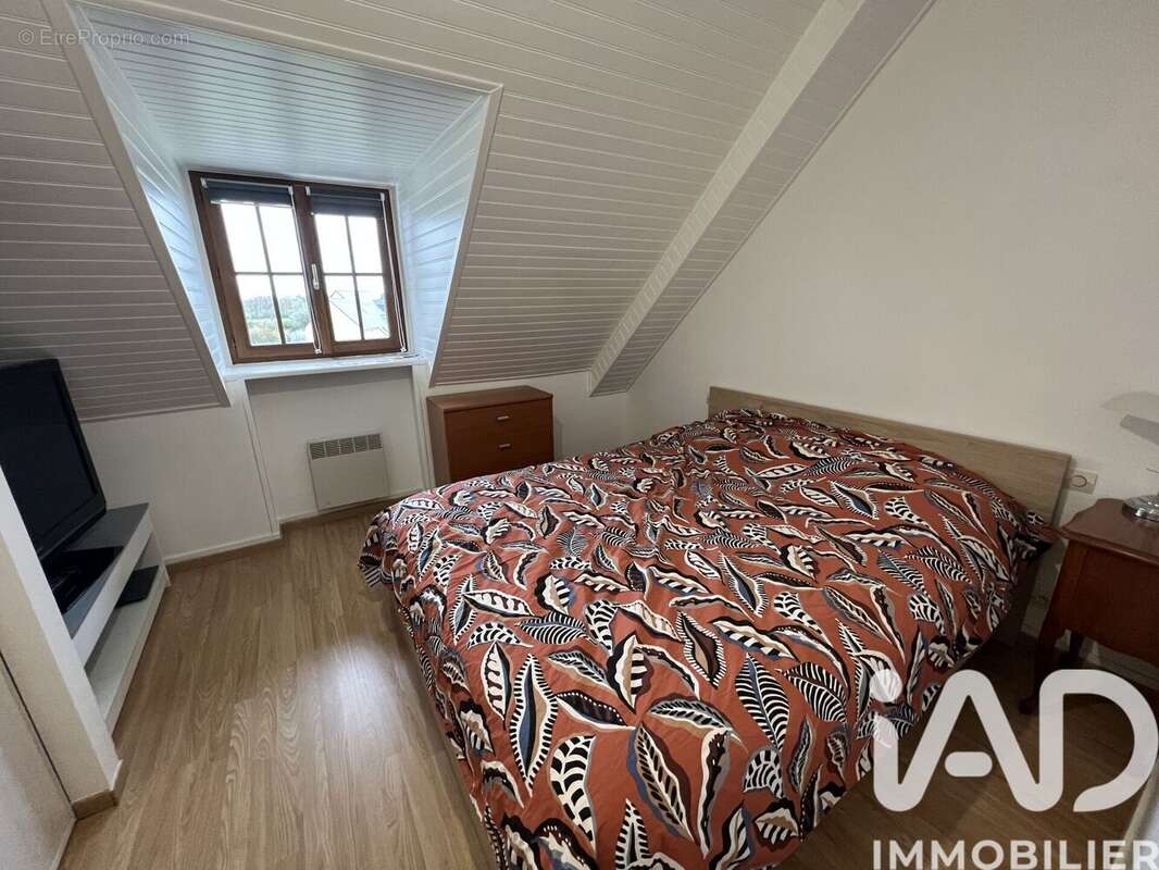 Photo 8 - Maison à LES BRULAIS