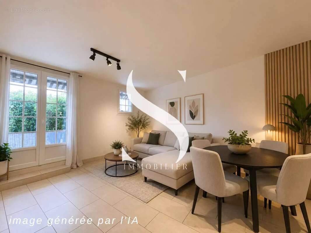 Appartement à VALLAURIS