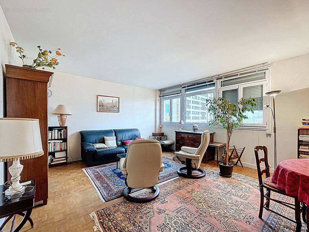 Appartement à CHATILLON