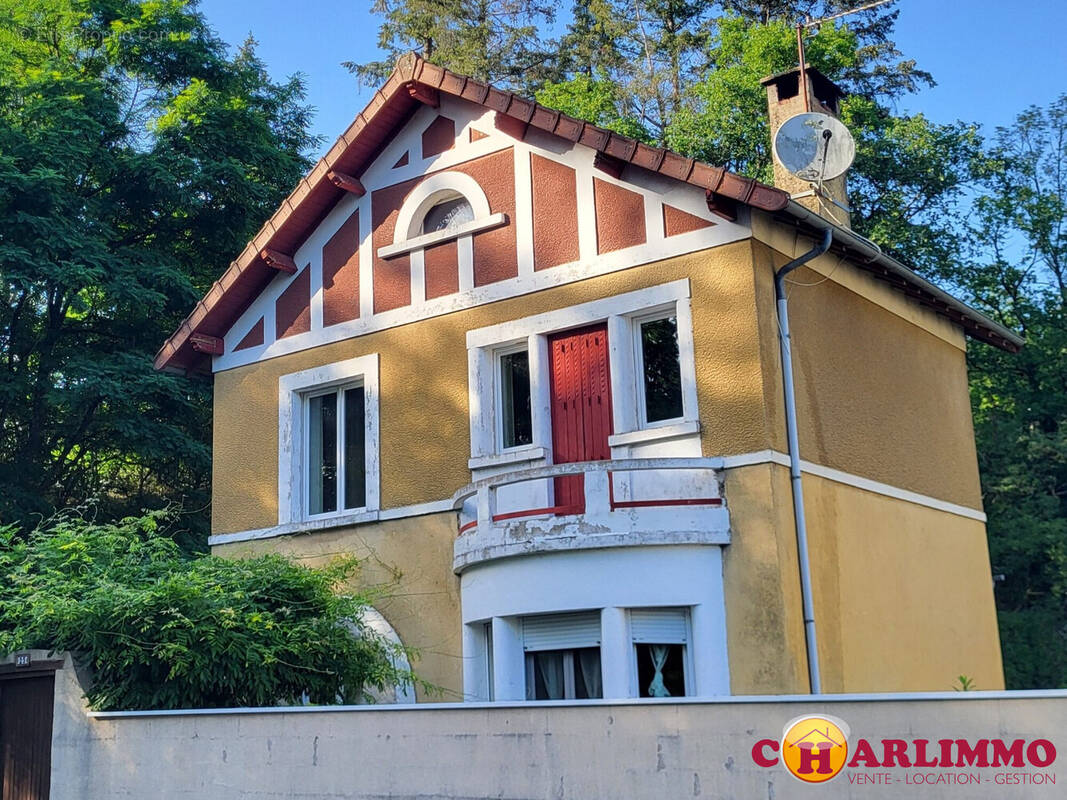 Maison à SAILLAT-SUR-VIENNE