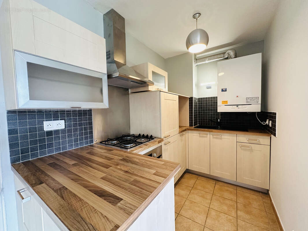 Appartement à BRIVES-CHARENSAC