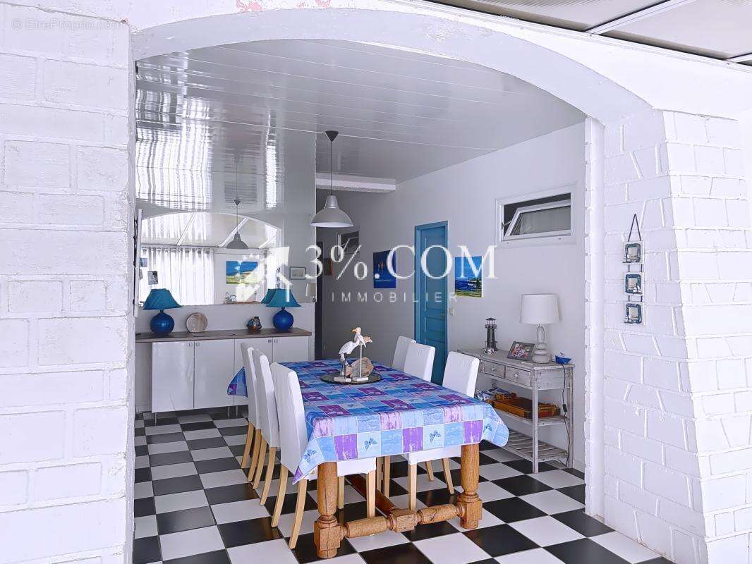 Appartement à FLEURY