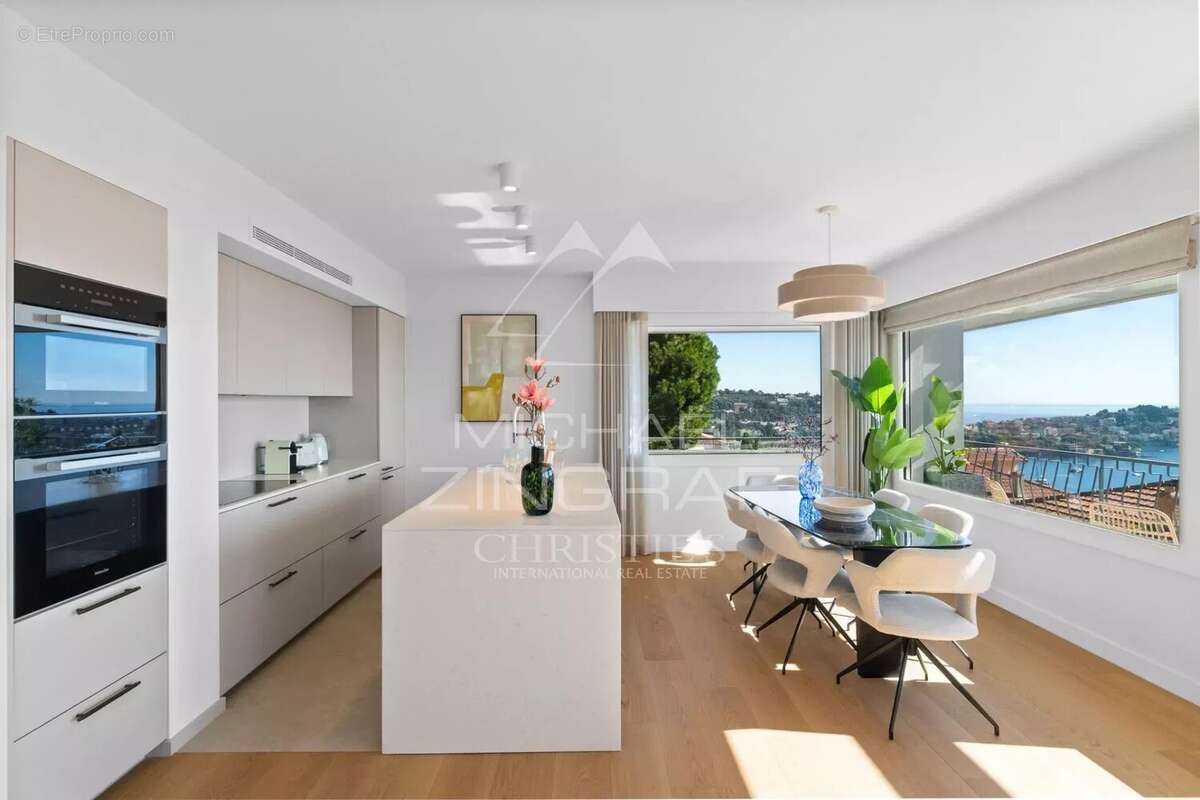Appartement à VILLEFRANCHE-SUR-MER